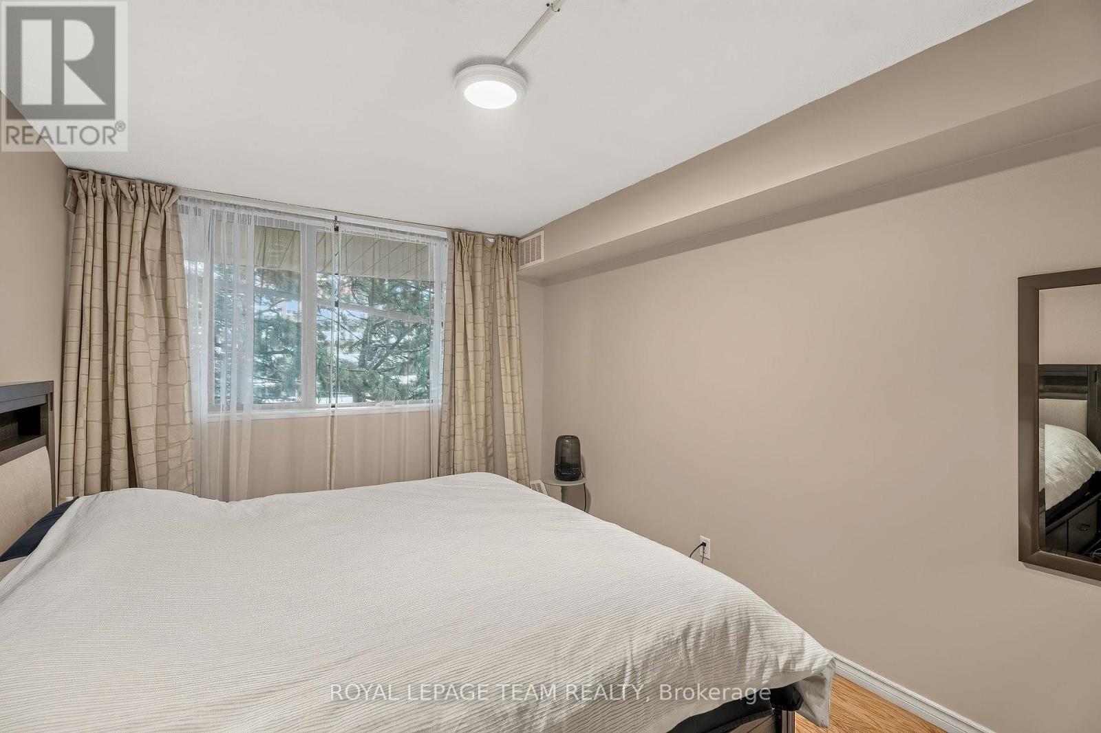 107 - 515 St. Laurent Boulevard Property Photo 15