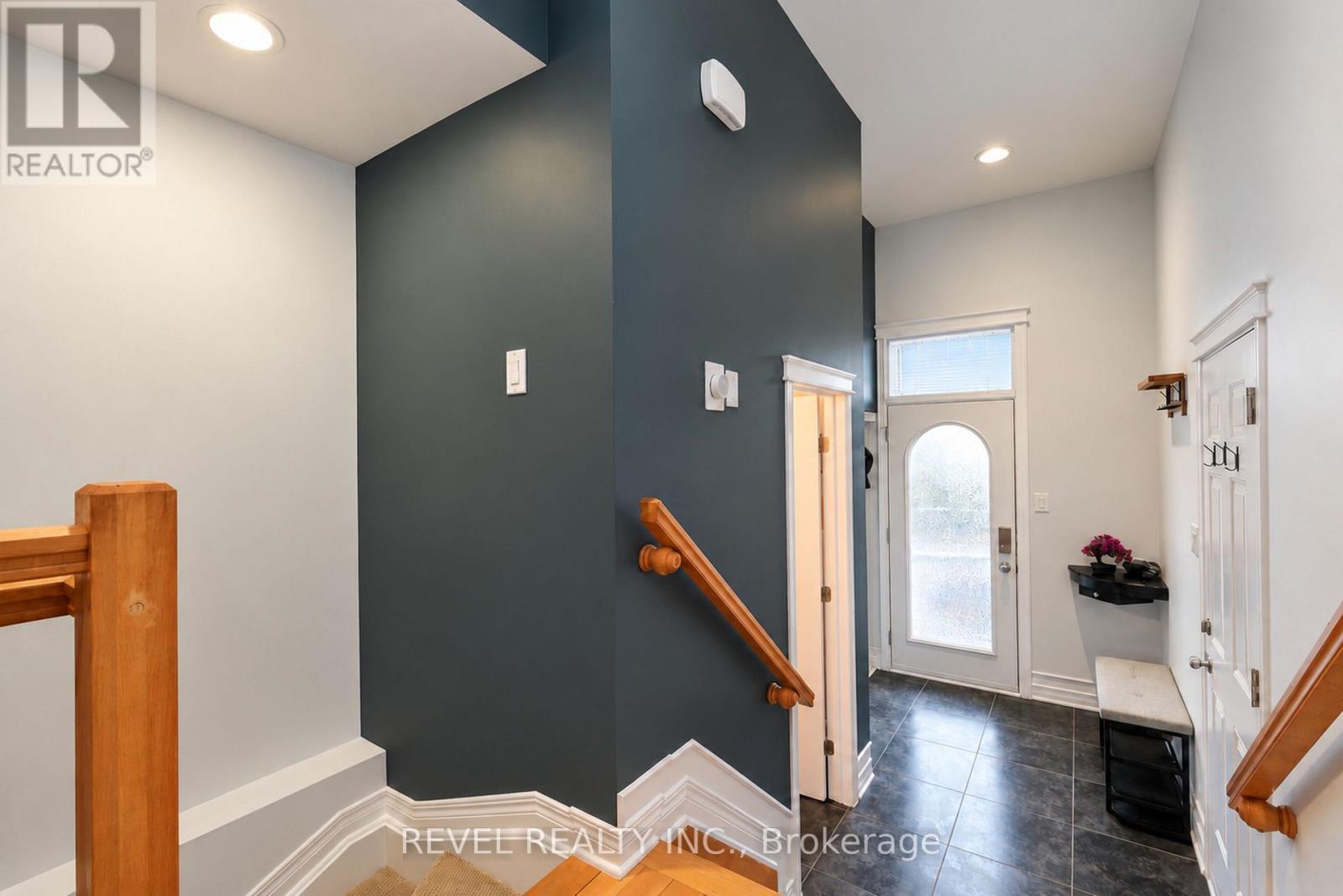 54 Encore Private Property Photo 4