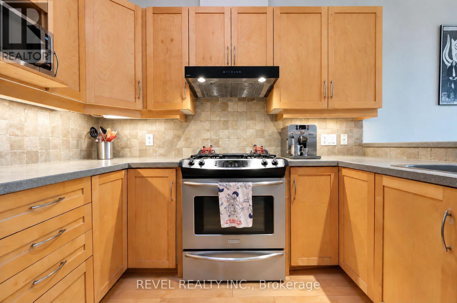 54 Encore Private Property Photo 18