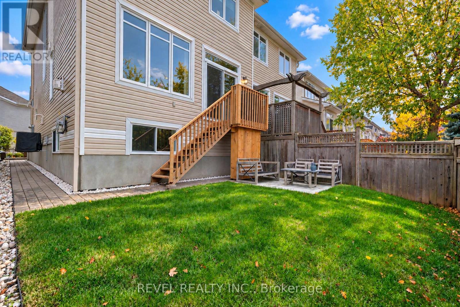 54 Encore Private Property Photo 38