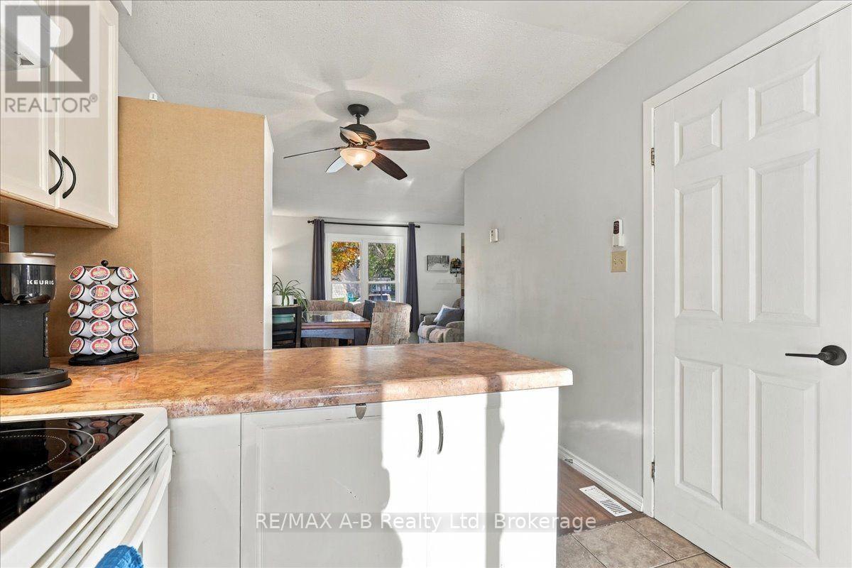 129b Mitchell Court Property Photo 13