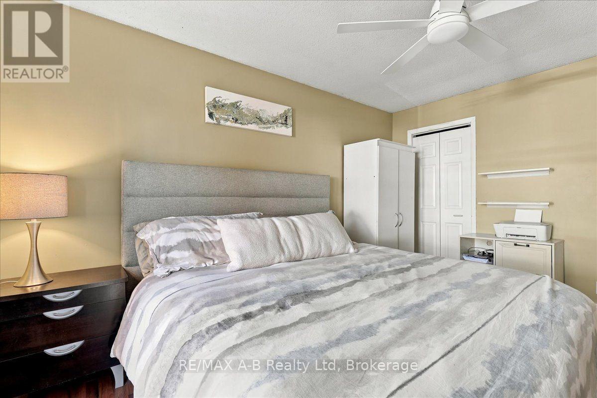 129b Mitchell Court Property Photo 19