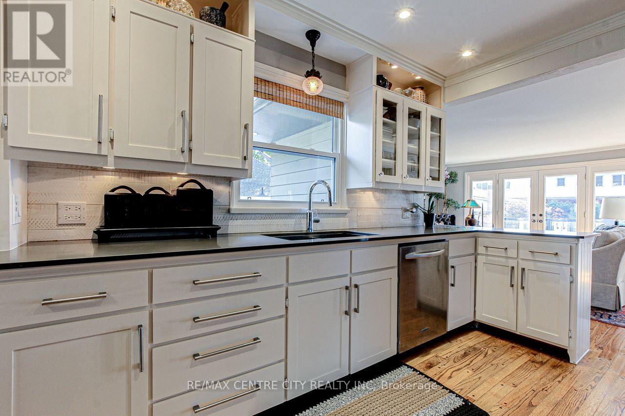 174 Harrison Place Property Photo 16
