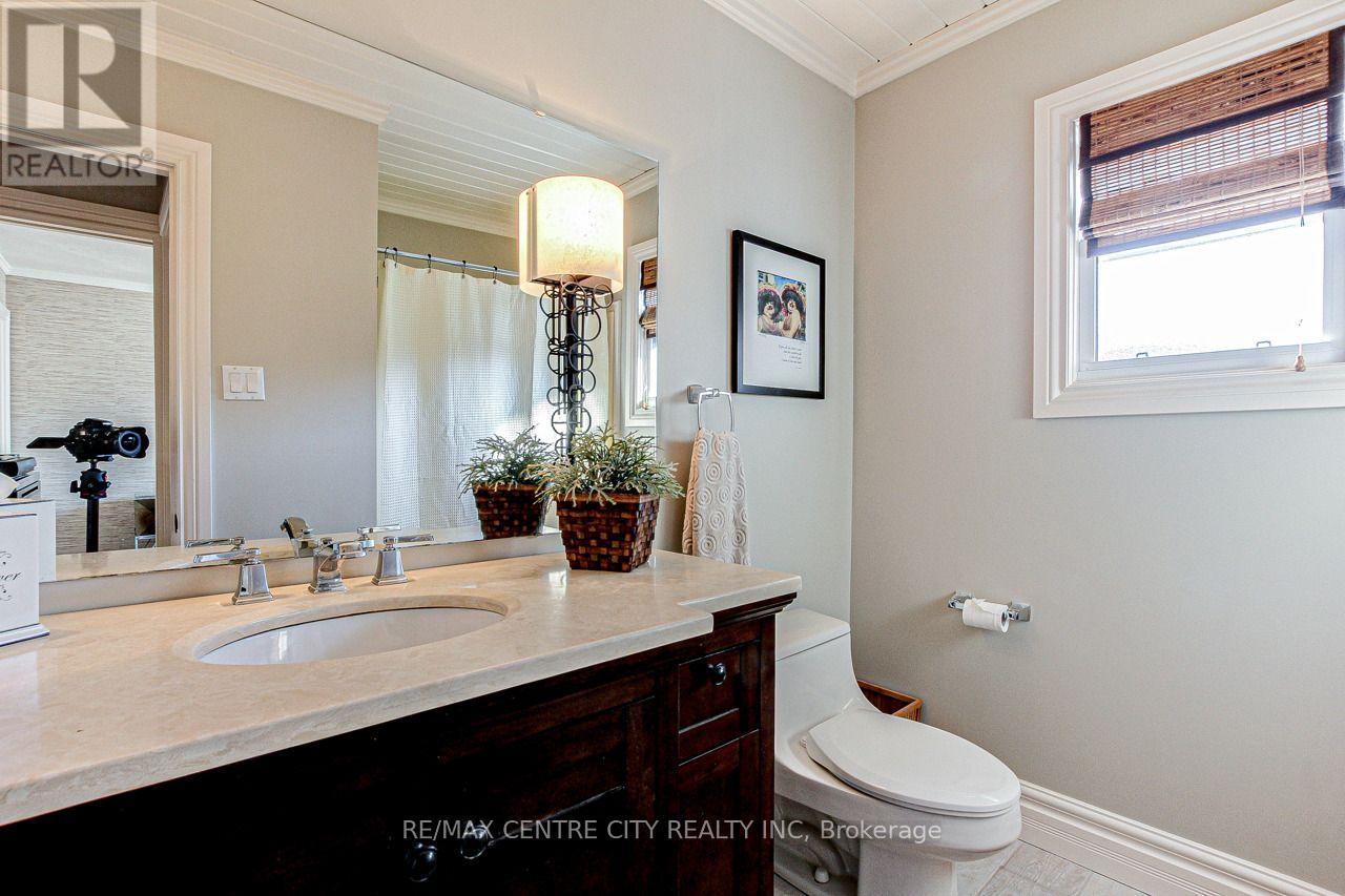 174 Harrison Place Property Photo 18