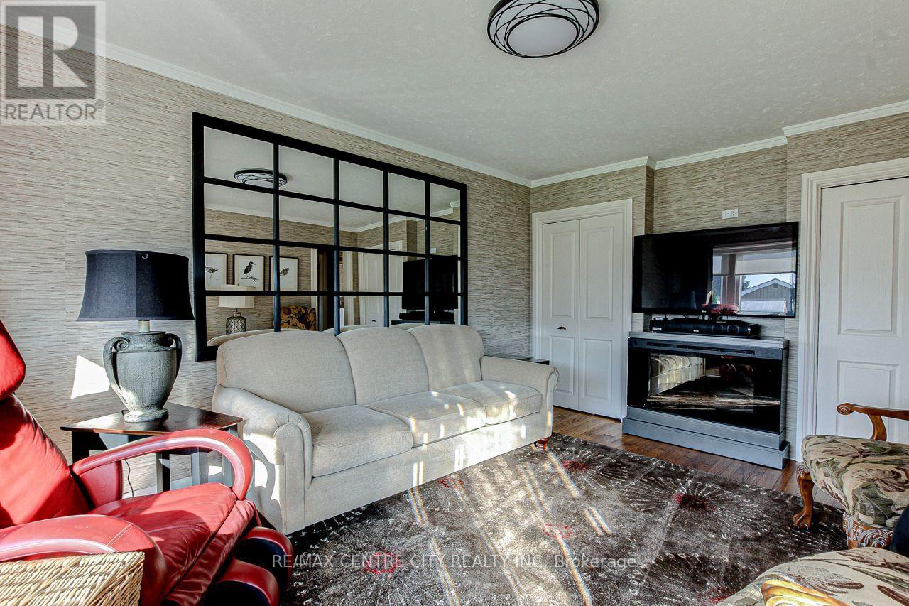 174 Harrison Place Property Photo 20