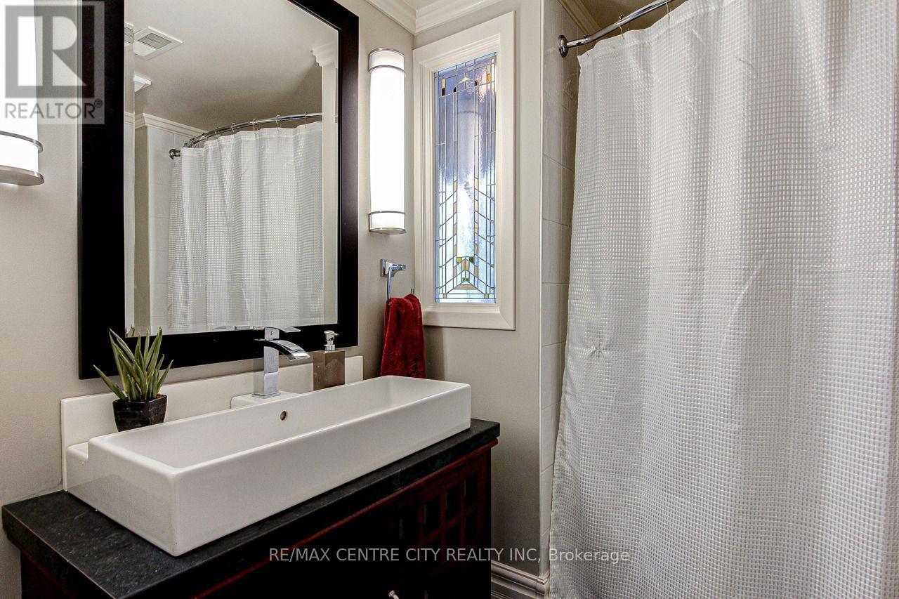 174 Harrison Place Property Photo 32