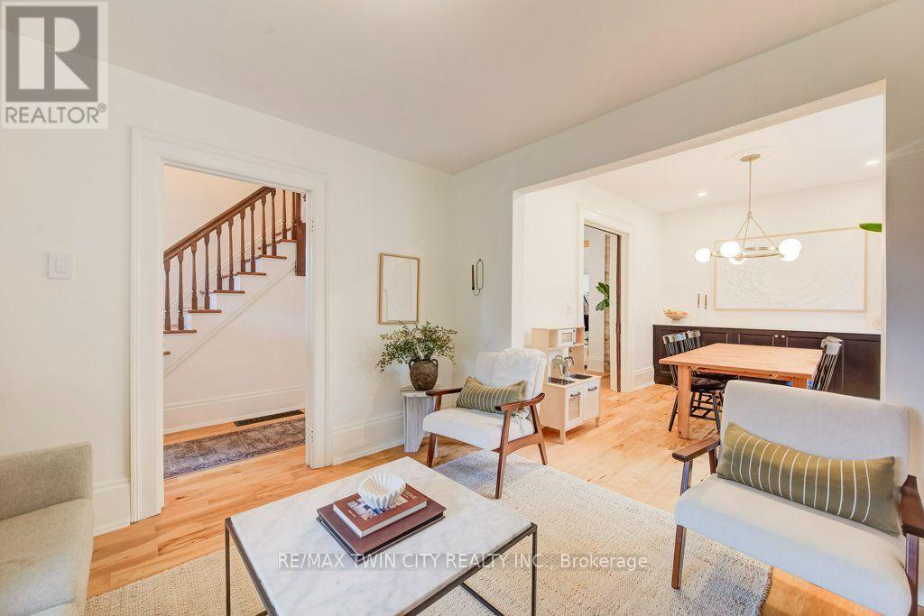 22 Whitney Place Property Photo 11