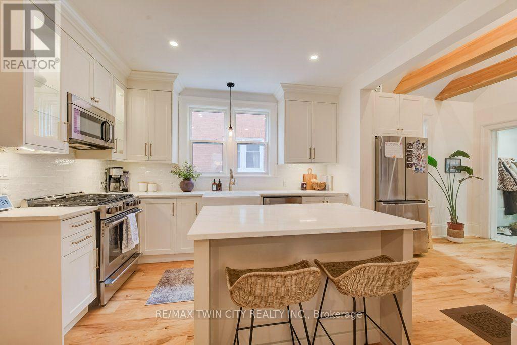 22 Whitney Place Property Photo 16