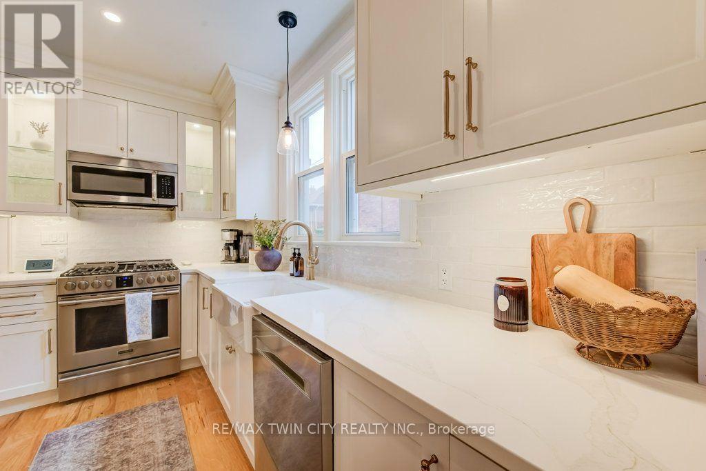 22 Whitney Place Property Photo 21