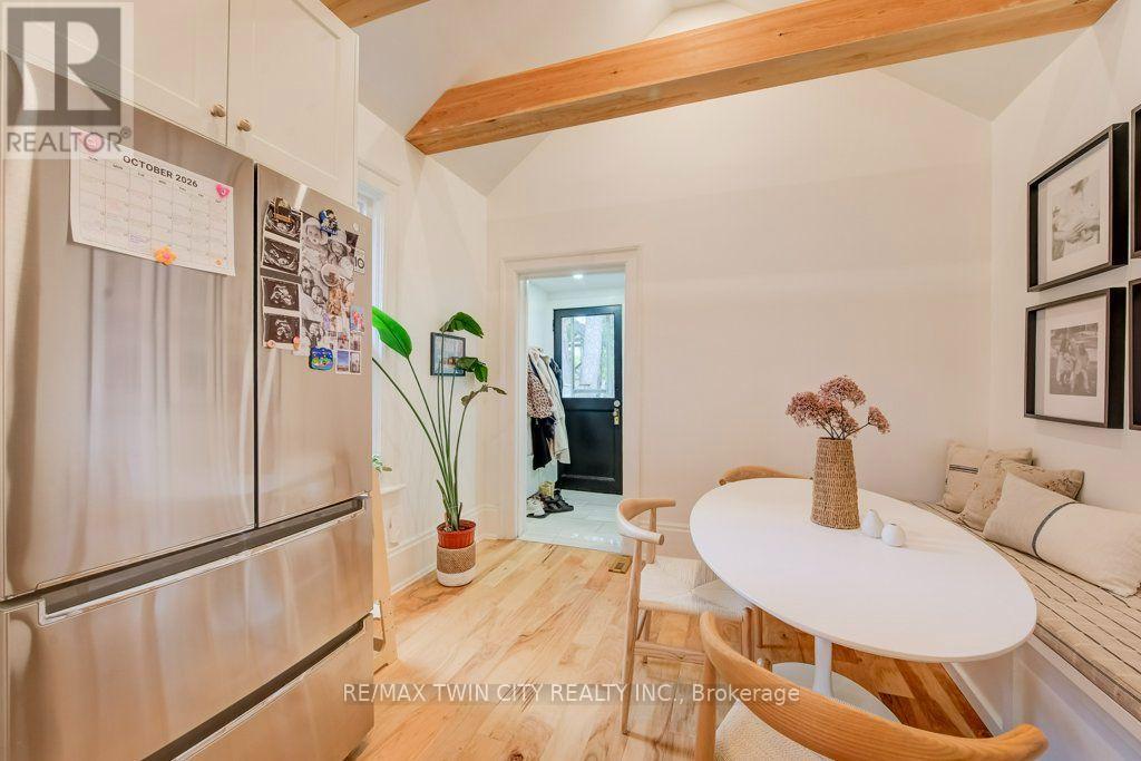 22 Whitney Place Property Photo 23