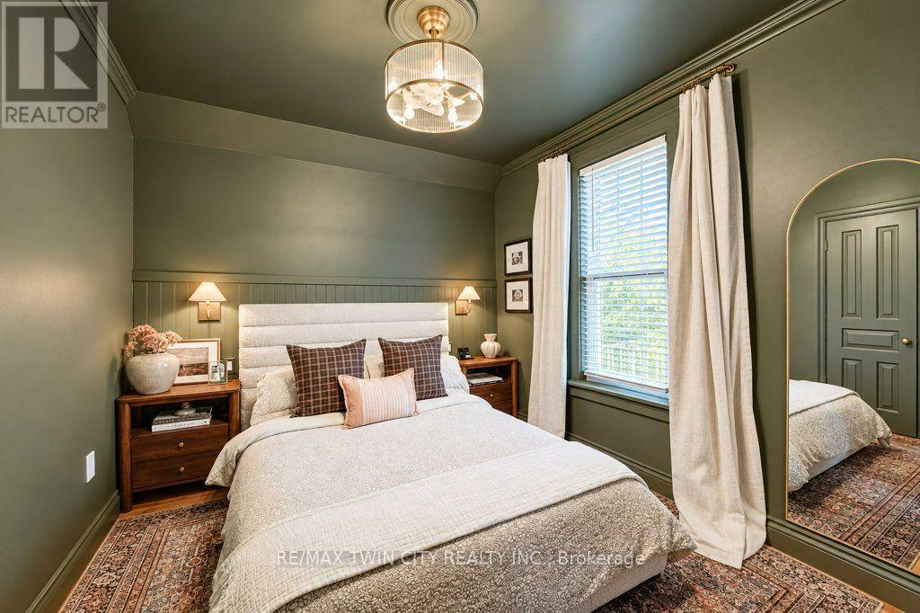22 Whitney Place Property Photo 29