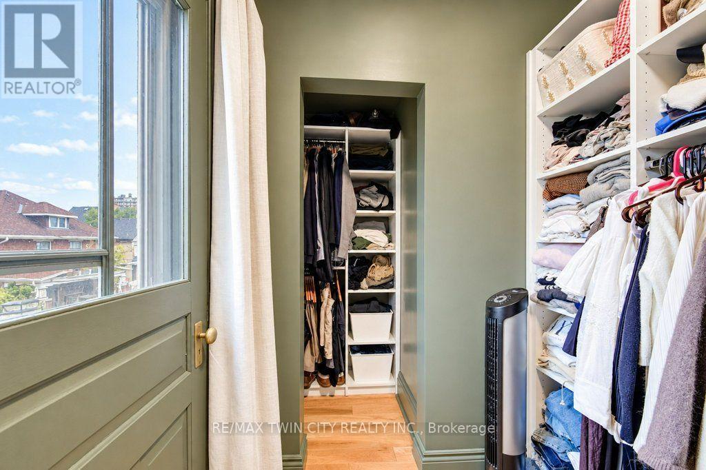 22 Whitney Place Property Photo 31