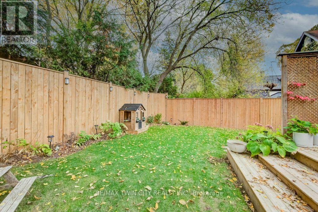 22 Whitney Place Property Photo 42