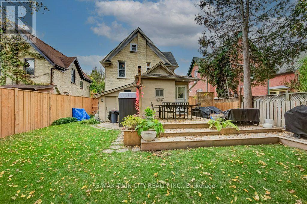 22 Whitney Place Property Photo 44
