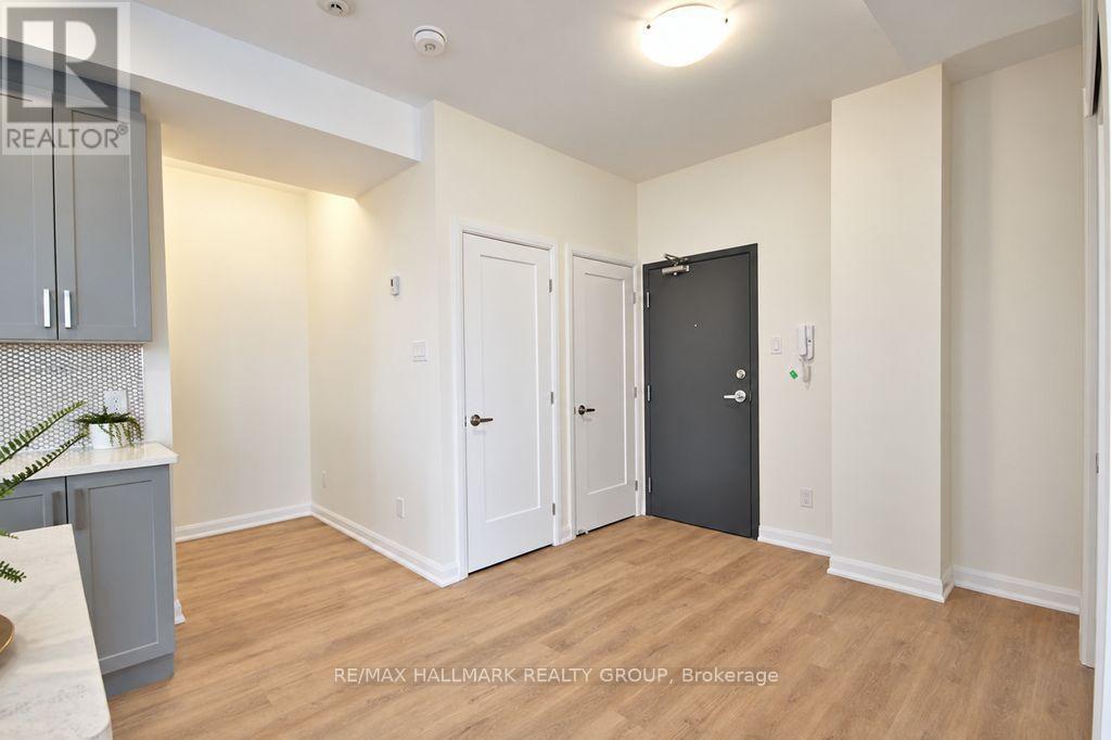 301 - 351 Croydon Avenue Property Photo 4