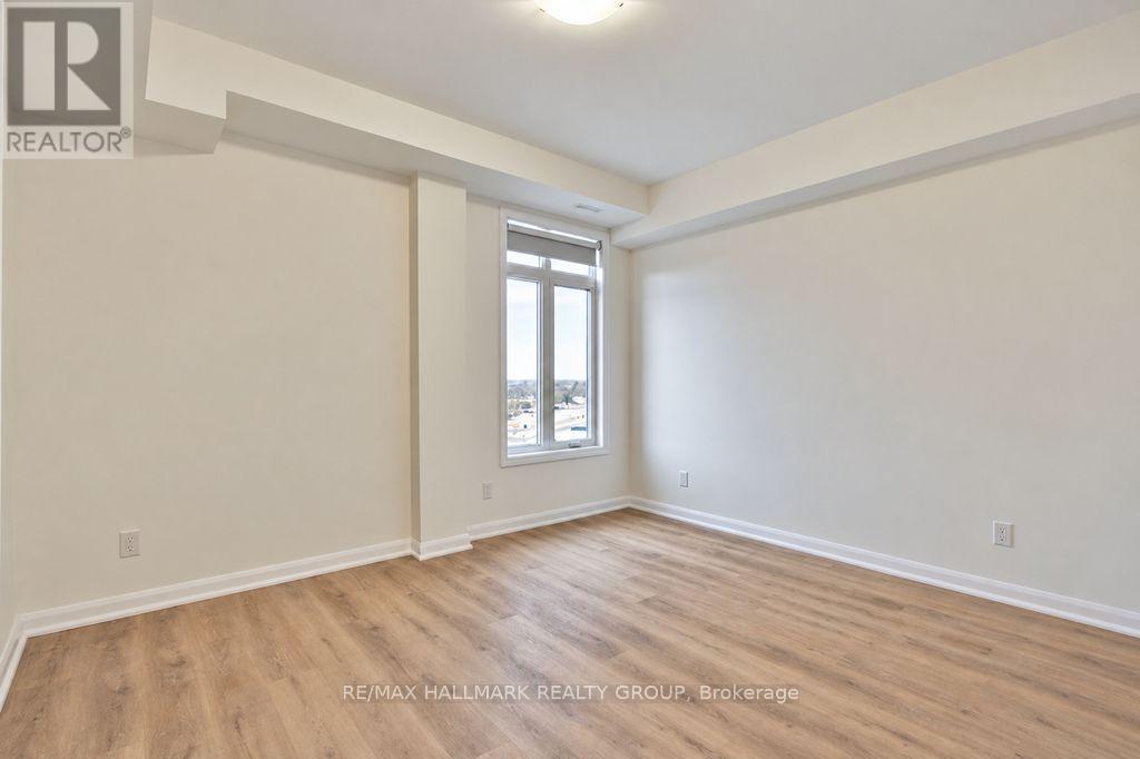 301 - 351 Croydon Avenue Property Photo 12