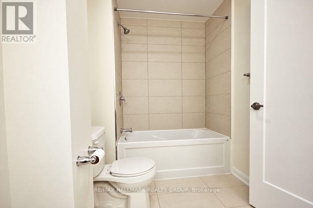 301 - 351 Croydon Avenue Property Photo 18