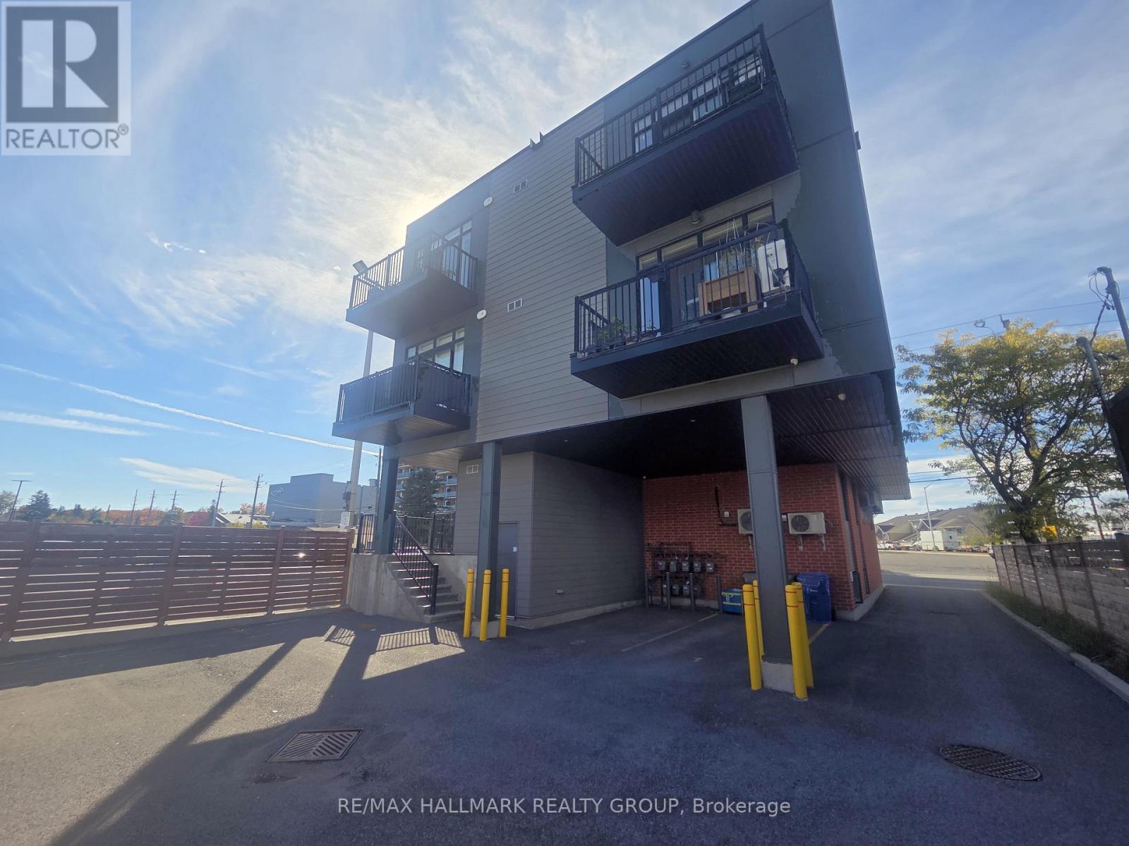 301 - 351 Croydon Avenue Property Photo 19