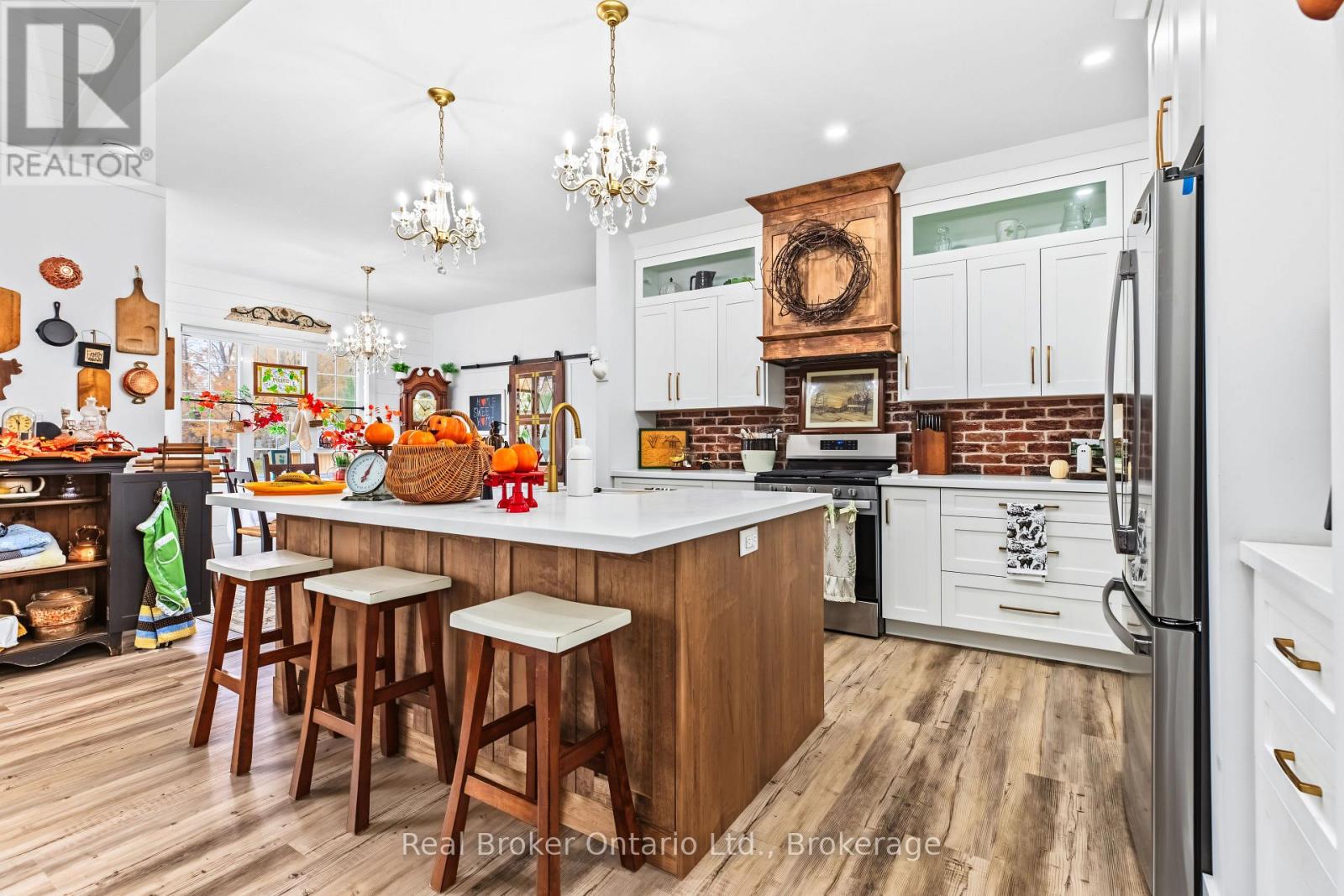 185 Raglan Street Property Photo 8