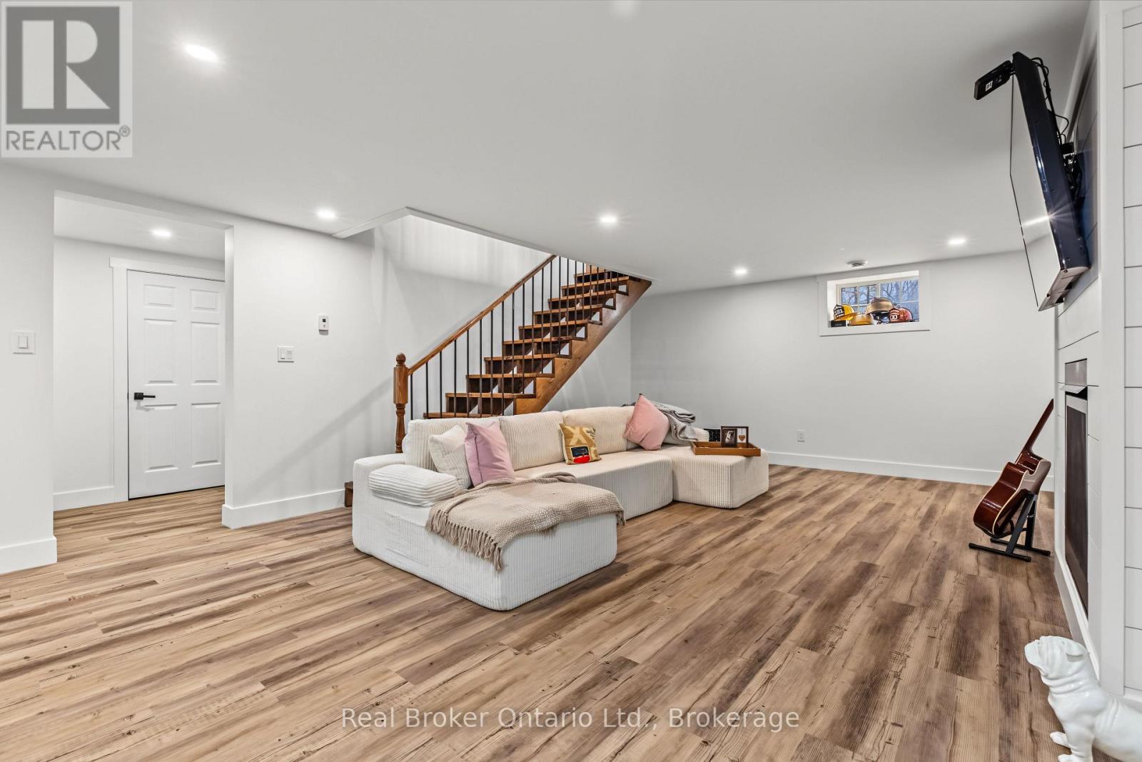 185 Raglan Street Property Photo 30