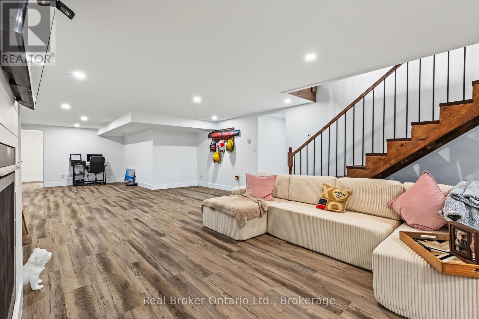 185 Raglan Street Property Photo 33