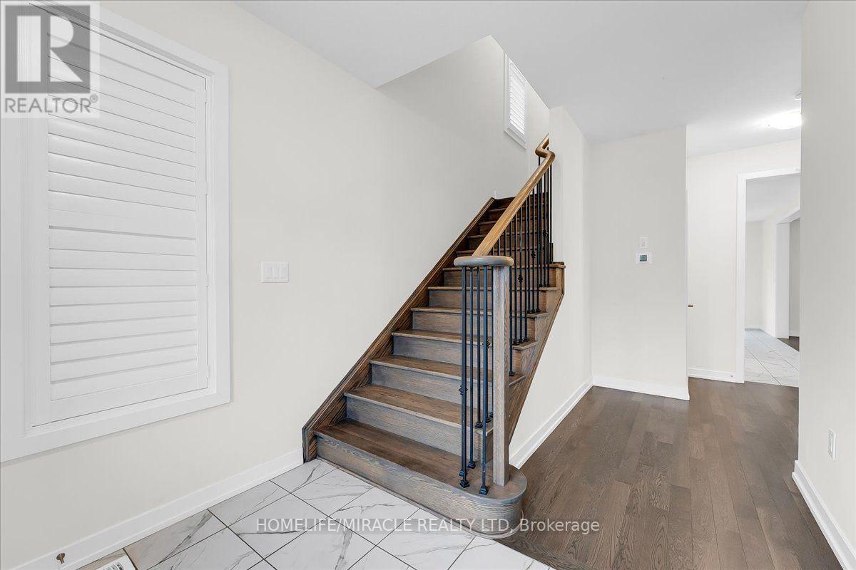35 Santos Drive Property Photo 2