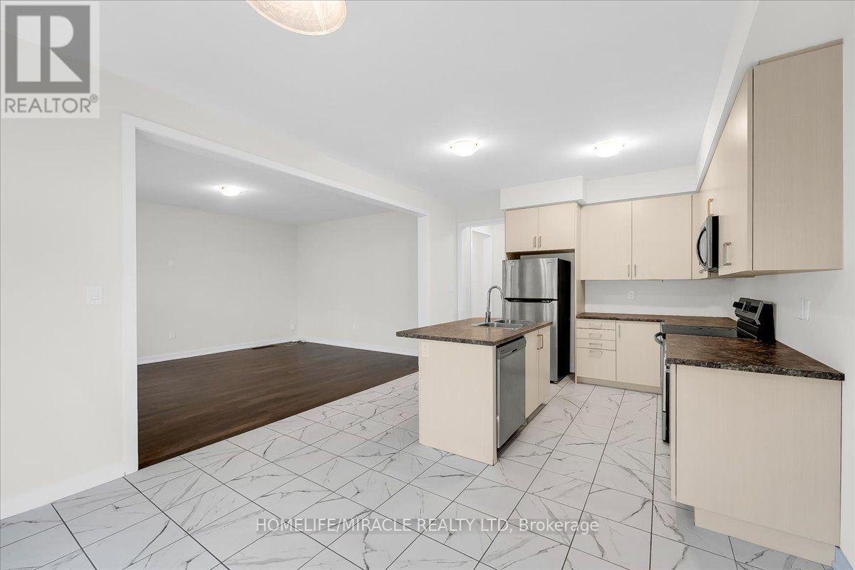 35 Santos Drive Property Photo 8