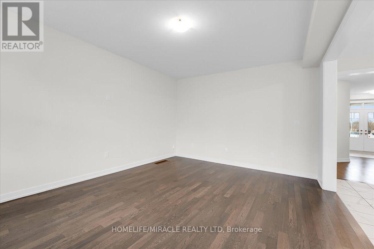 35 Santos Drive Property Photo 11