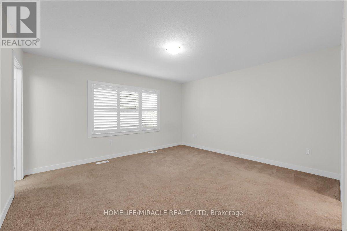 35 Santos Drive Property Photo 15