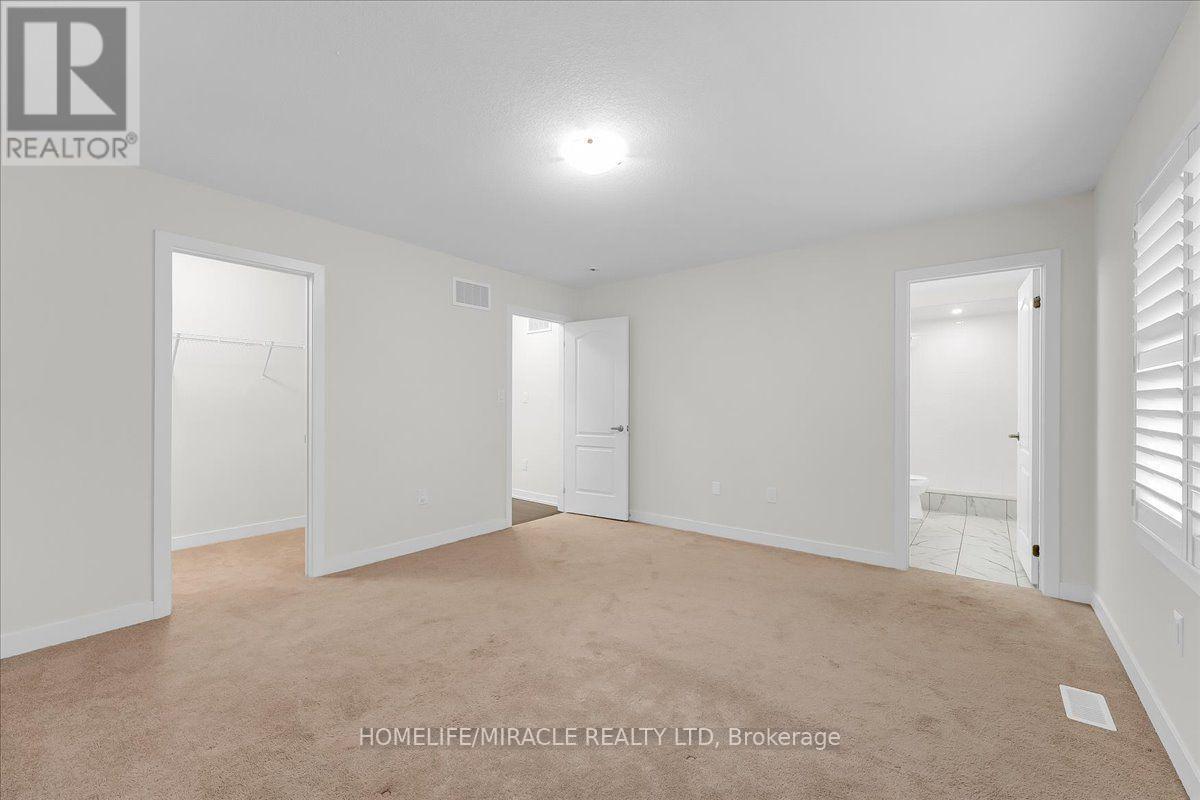 35 Santos Drive Property Photo 16