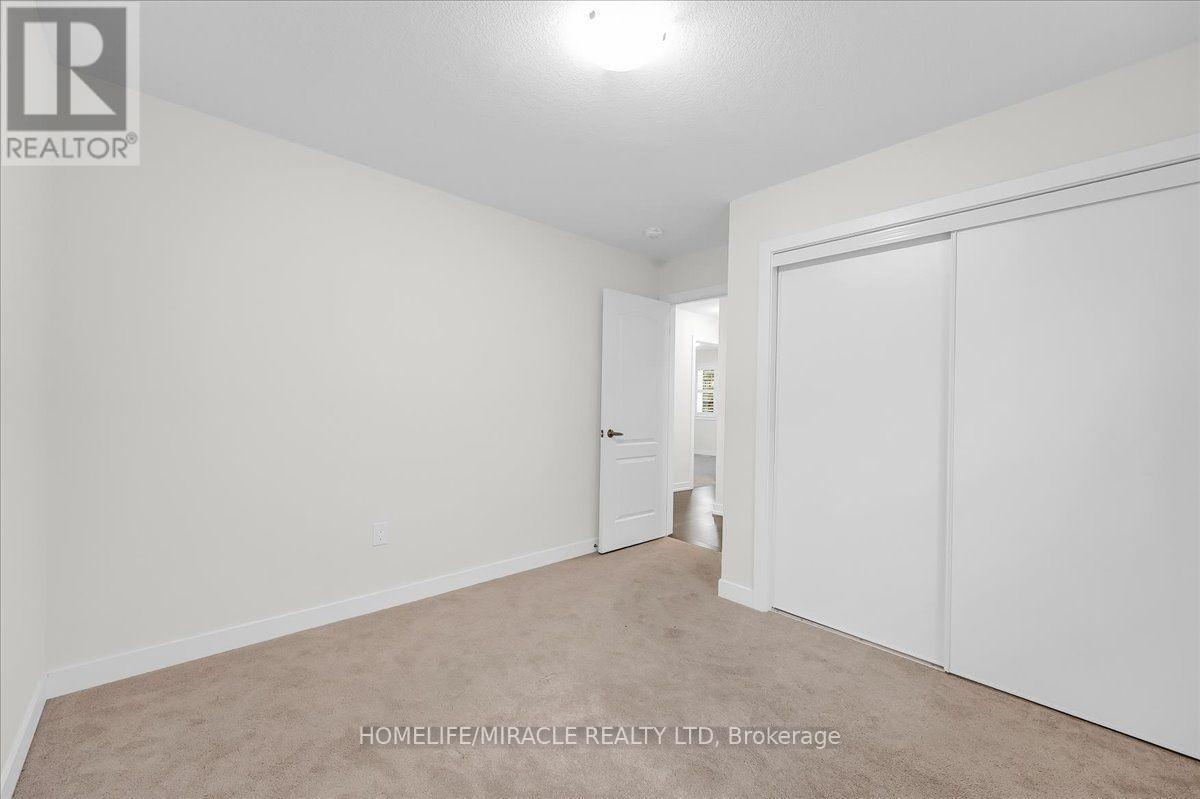 35 Santos Drive Property Photo 20