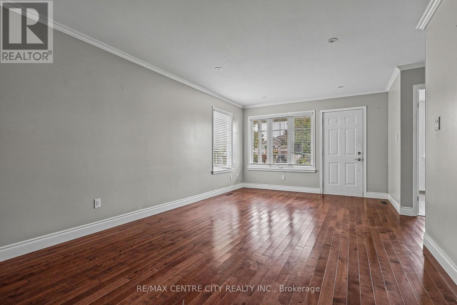37 Juno Drive Property Photo 5