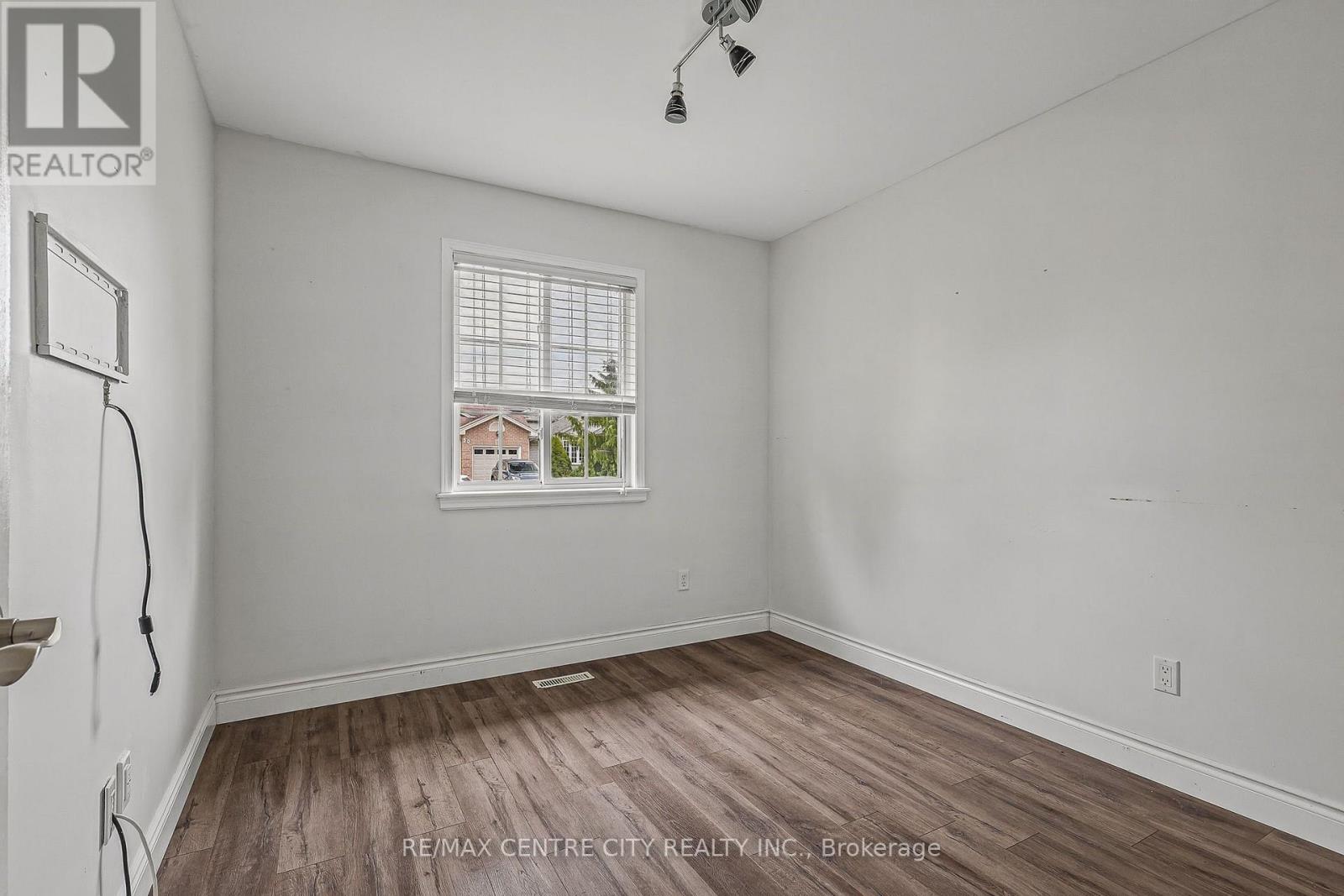 37 Juno Drive Property Photo 19