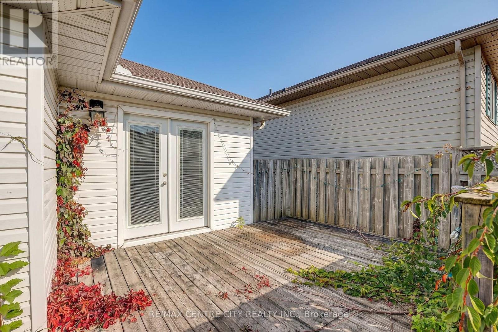 37 Juno Drive Property Photo 35