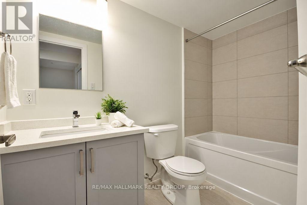 001 - 351 Croydon Avenue Property Photo 8