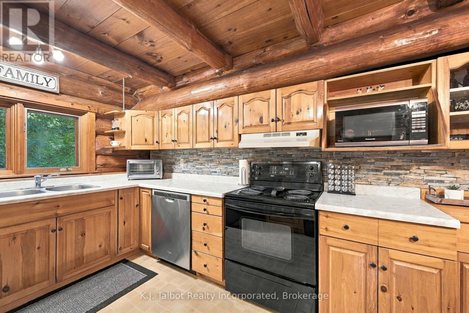 77170 Orchard Line Property Photo 7