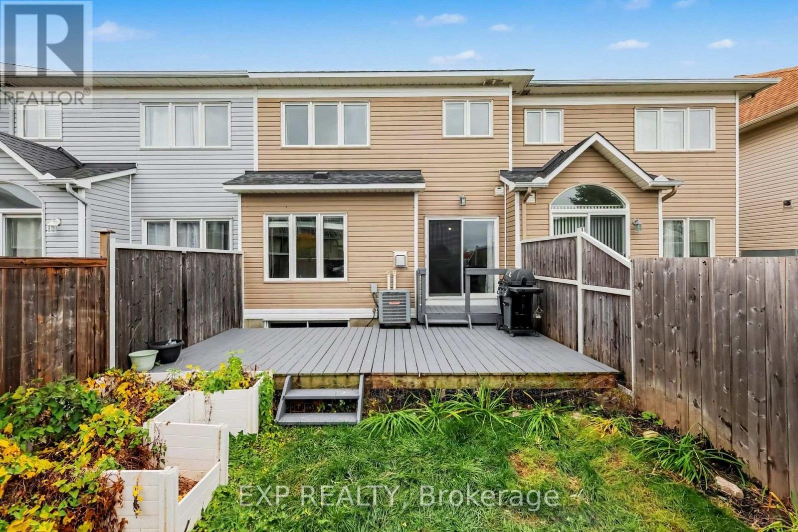 912 Torino Terrace Property Photo 27