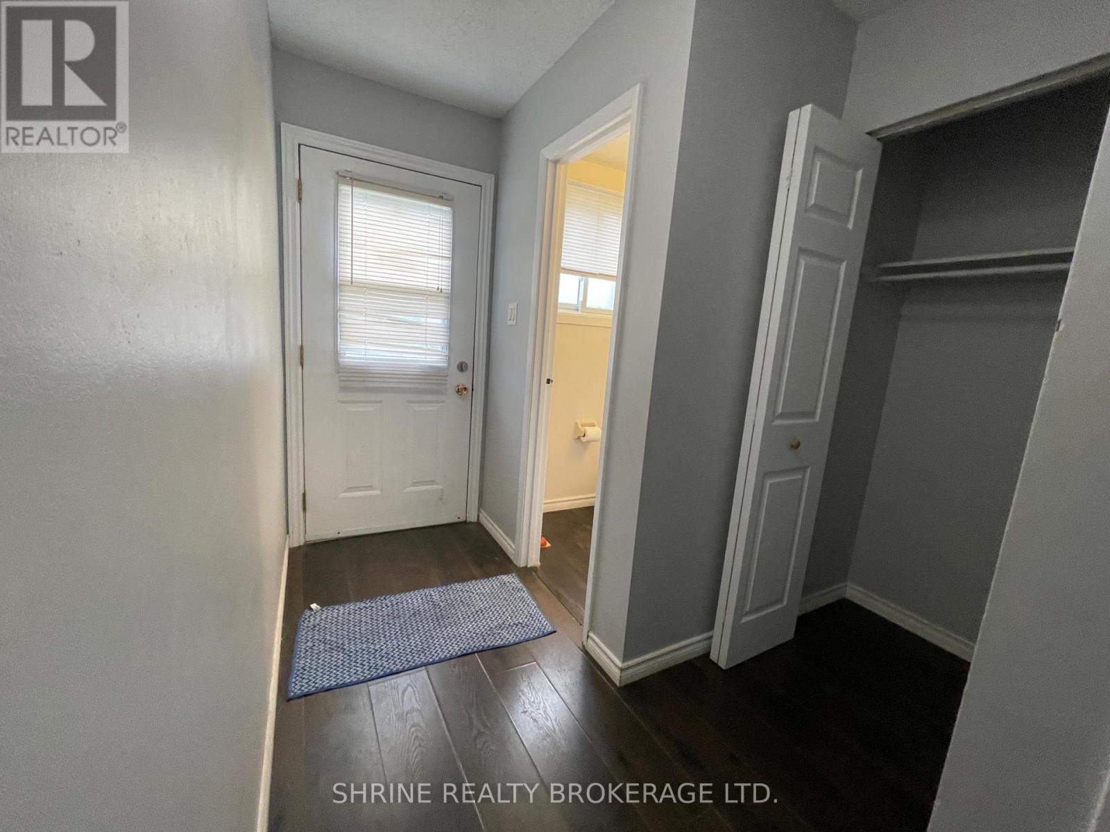 32 - 490 Third Street Property Photo 3