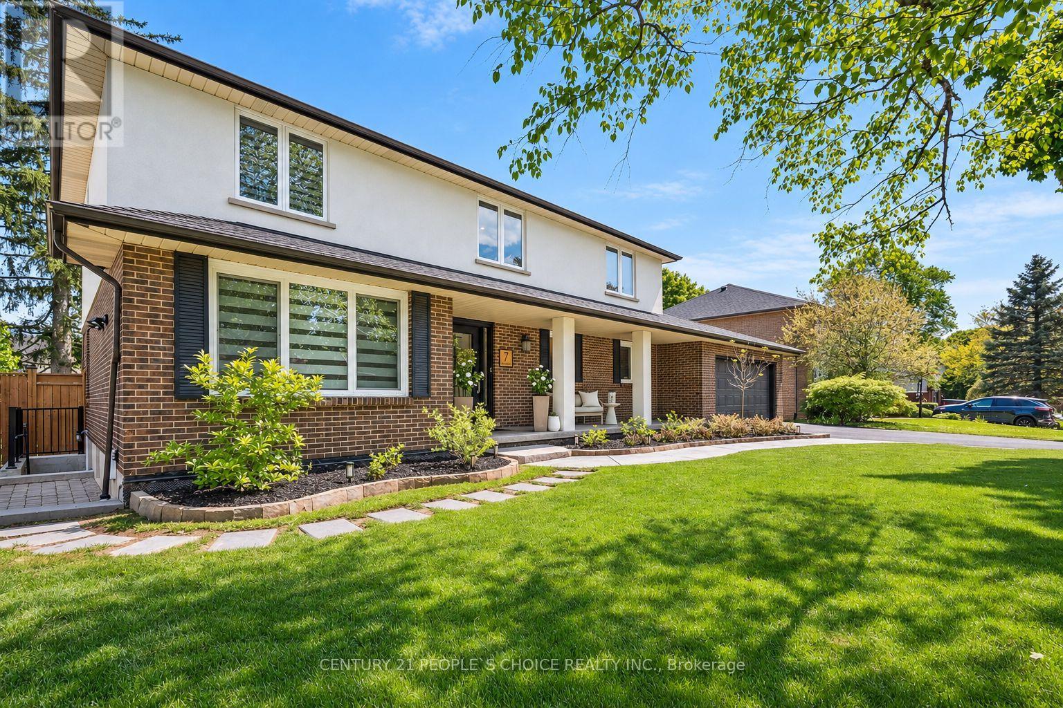 7 Carl Crescent Property Photo 2