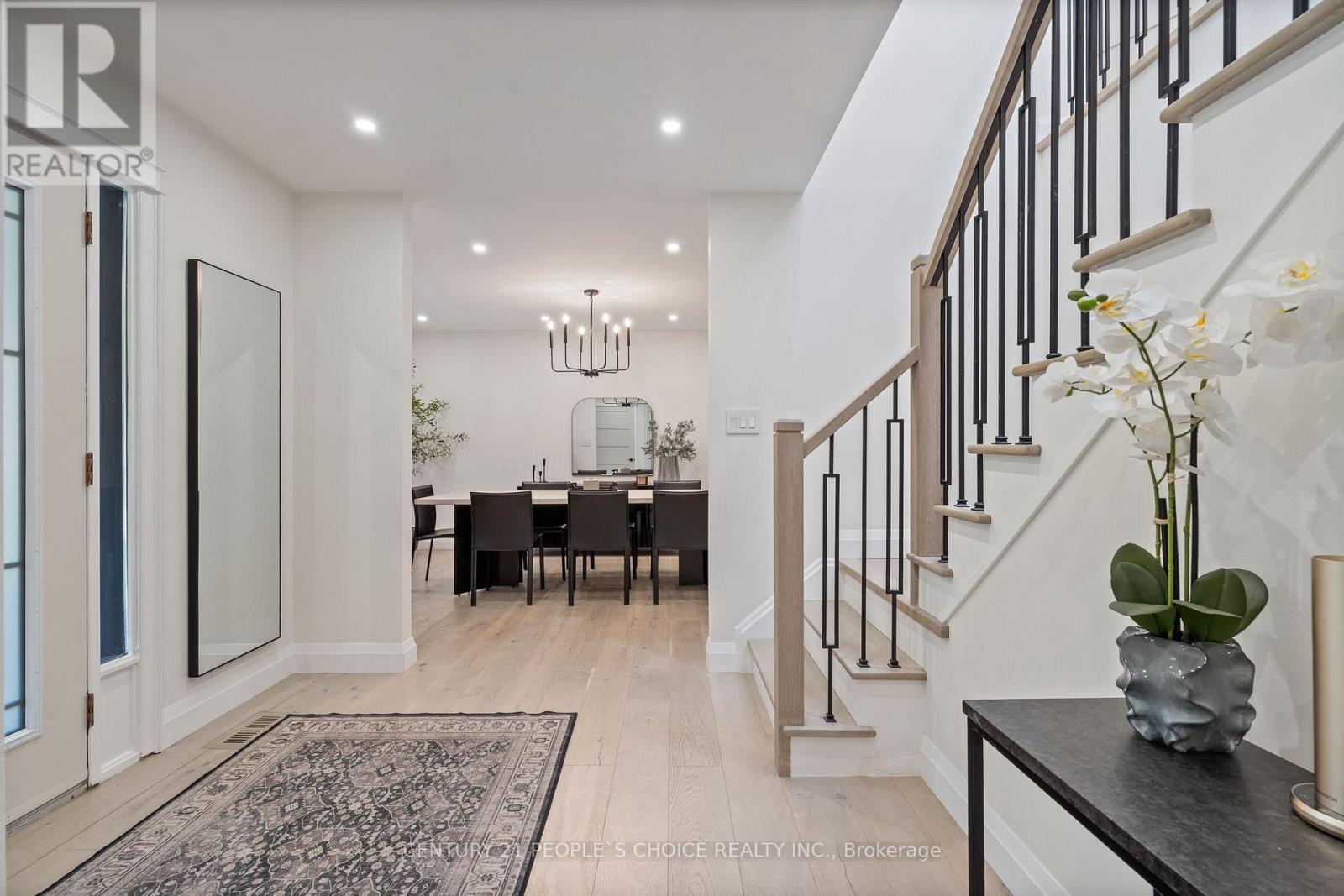 7 Carl Crescent Property Photo 6