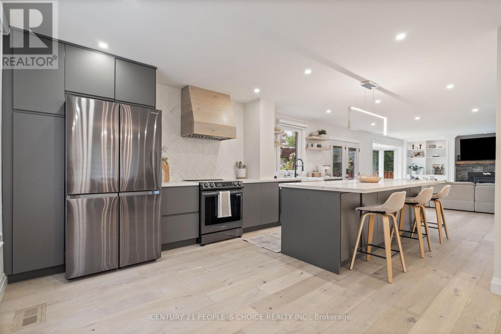 7 Carl Crescent Property Photo 10