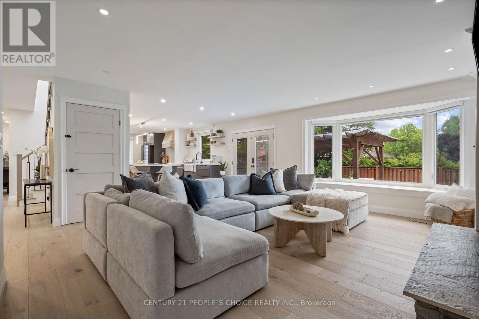 7 Carl Crescent Property Photo 16