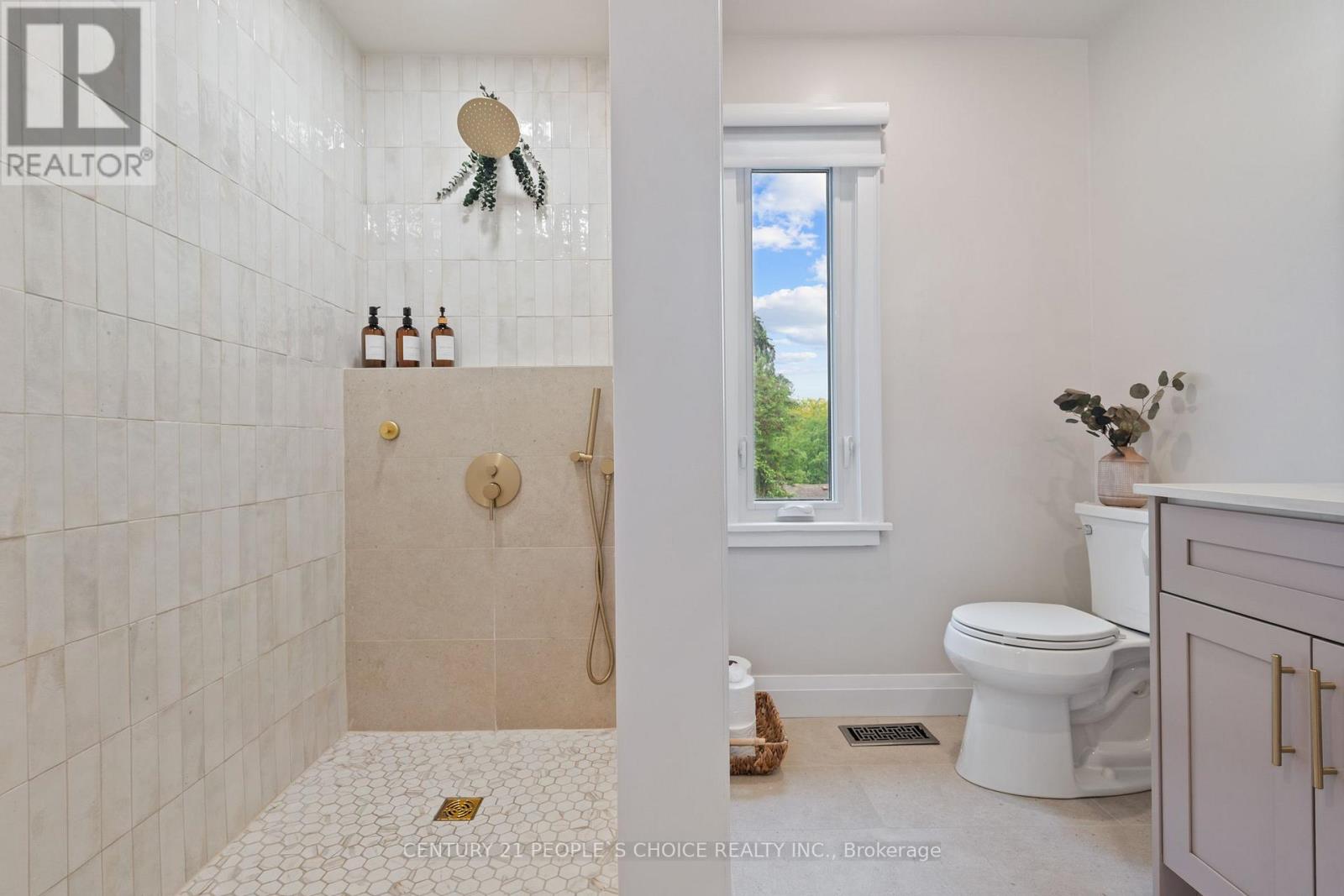 7 Carl Crescent Property Photo 22