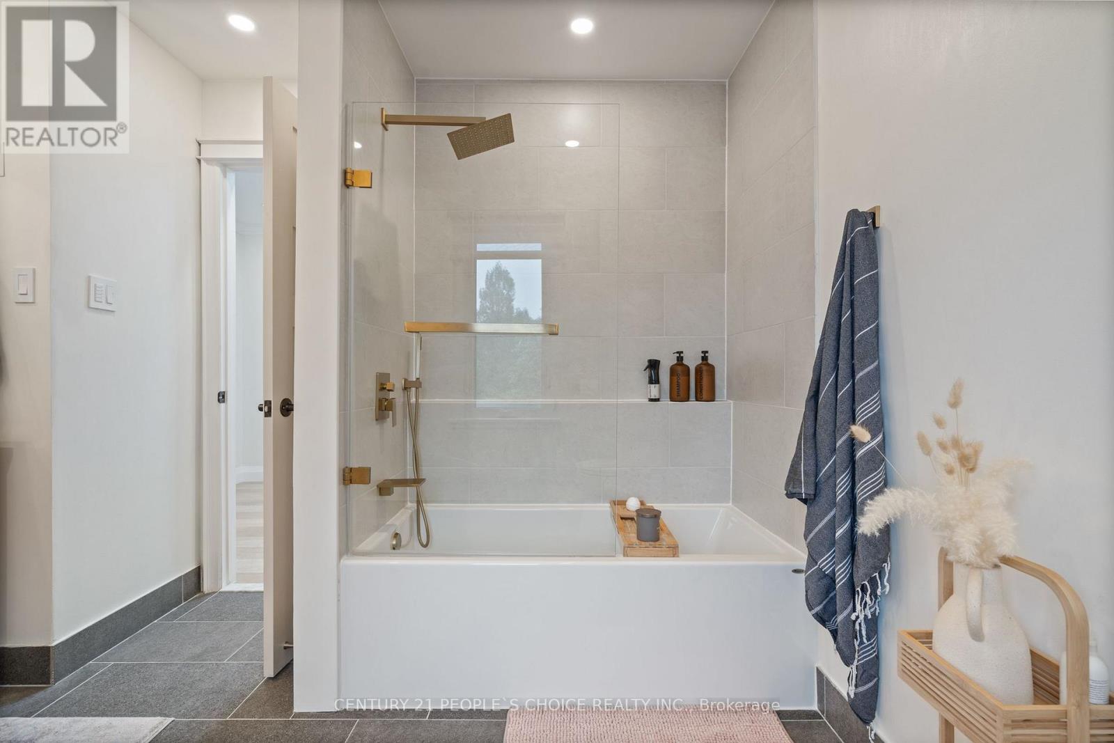 7 Carl Crescent Property Photo 27