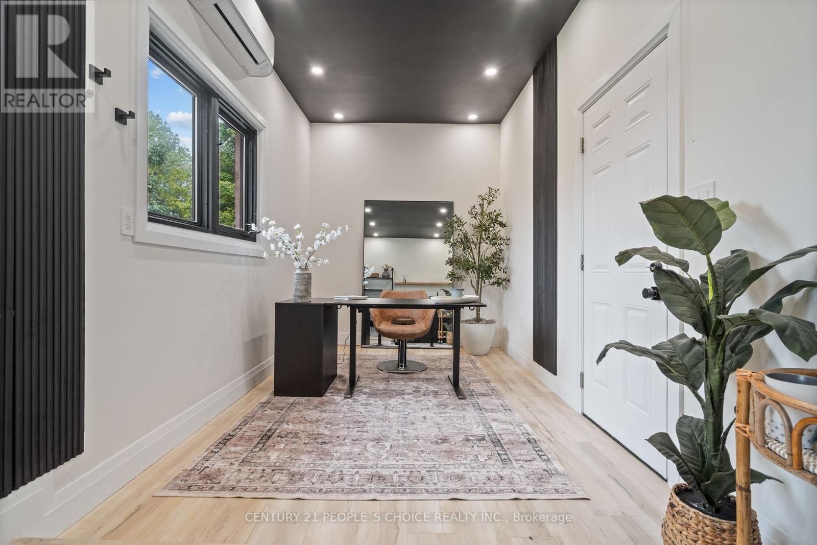 7 Carl Crescent Property Photo 30