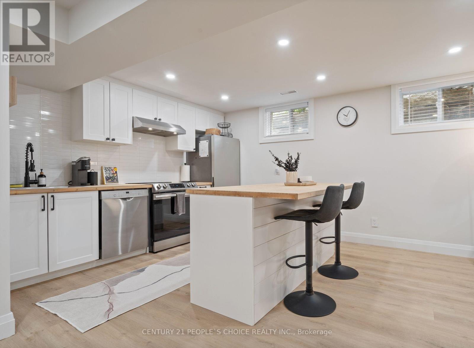 7 Carl Crescent Property Photo 33