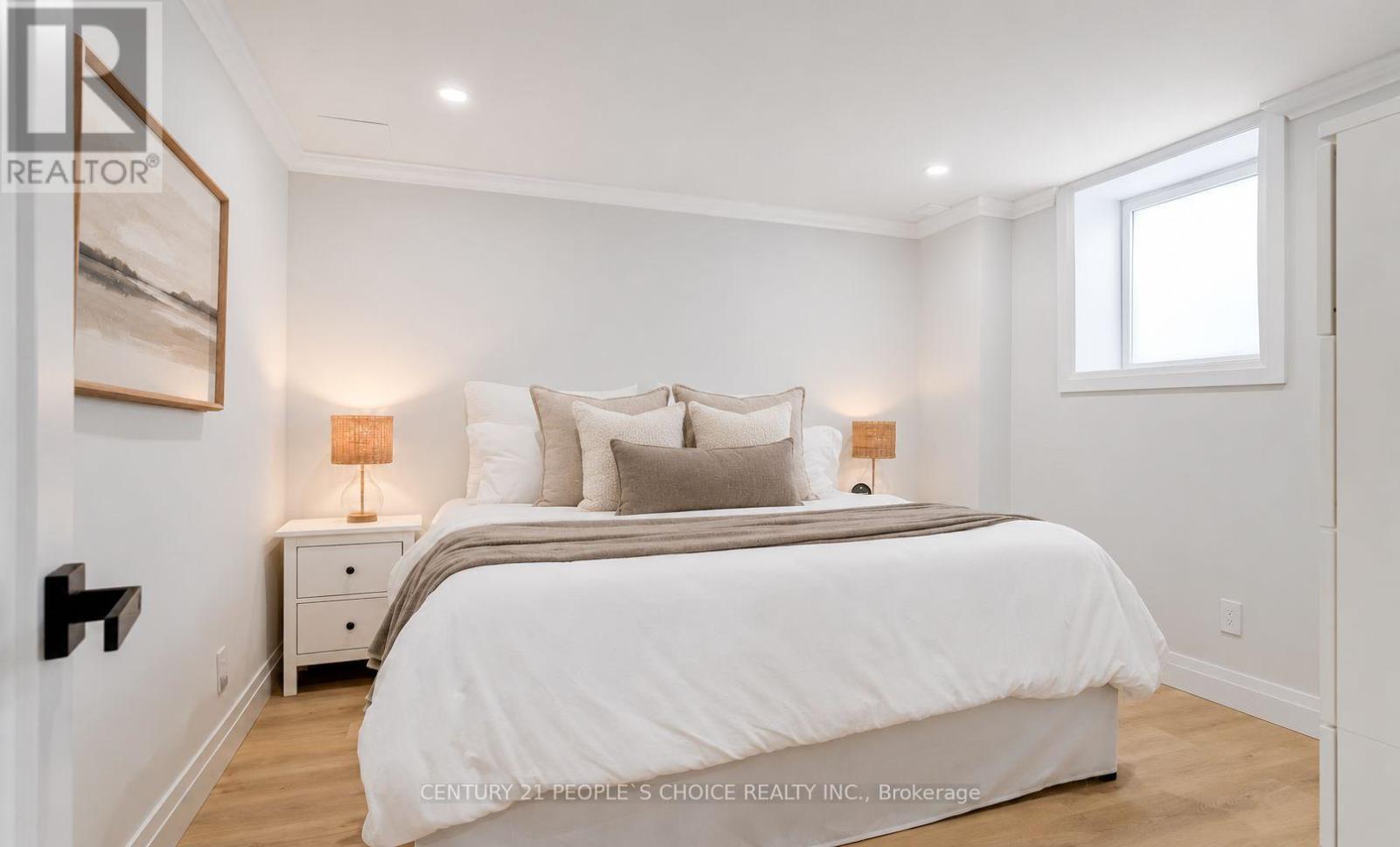 7 Carl Crescent Property Photo 38