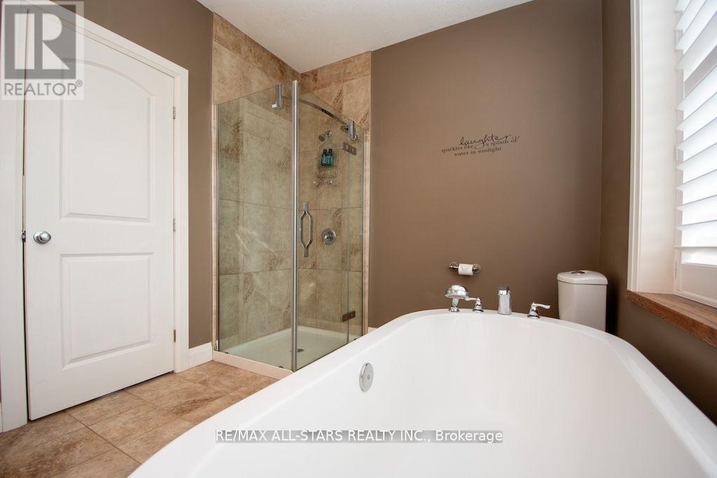 15 Rustlewood Avenue Property Photo 20