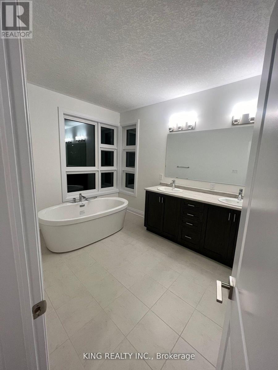 27 Carina Street Property Photo 12