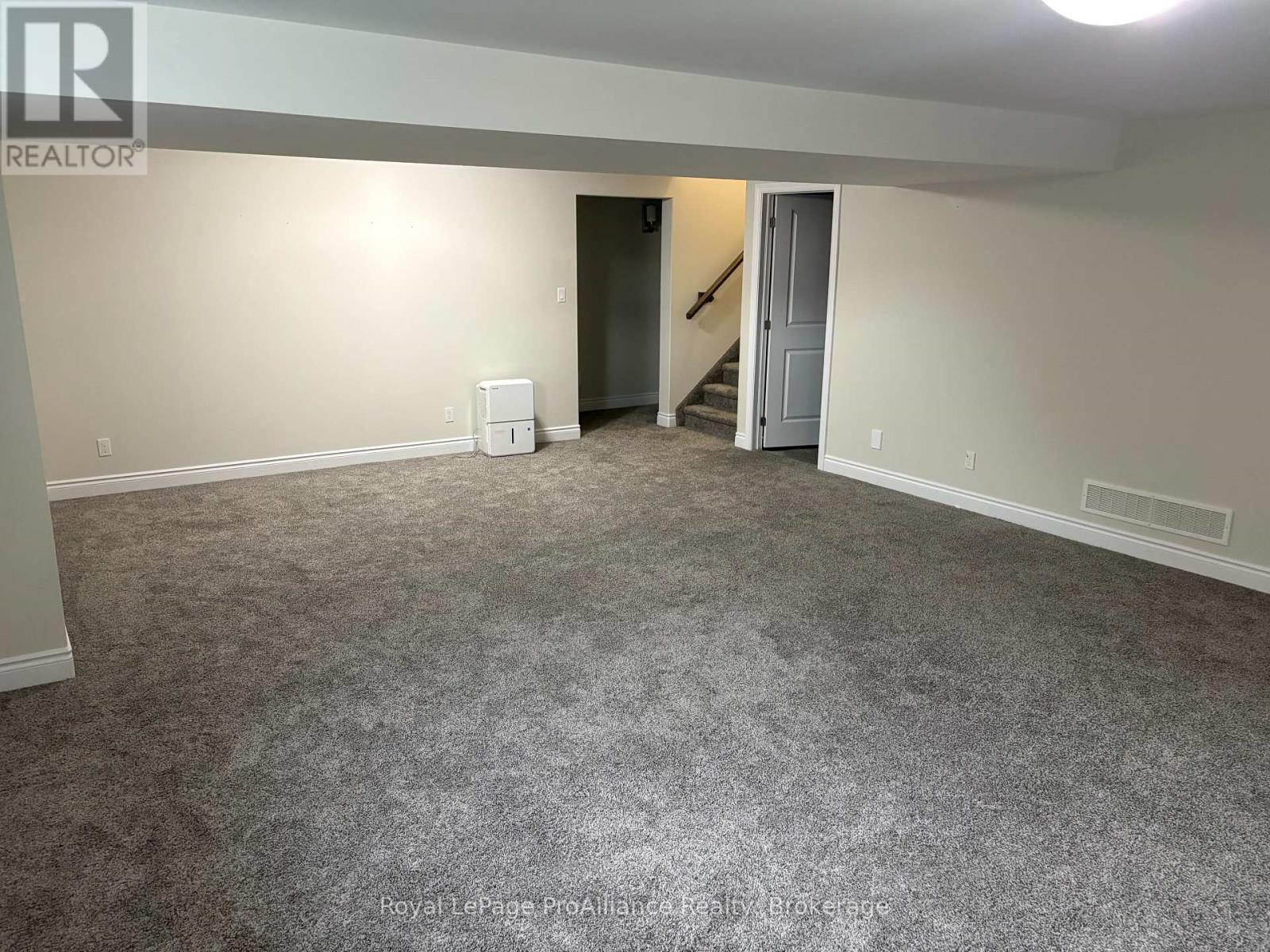 16 Lehtinen Crescent Property Photo 19